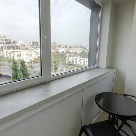 Petrovdom 11-92 In Rc Manhattan City,beresteiskyi 11 Apartment